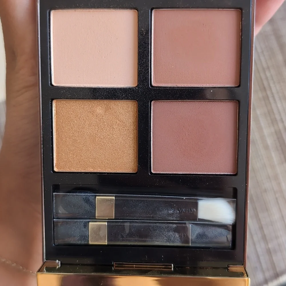 MOVING- CLOSET CLOSING Tom Ford Desert Fox - Picture 4 of 4